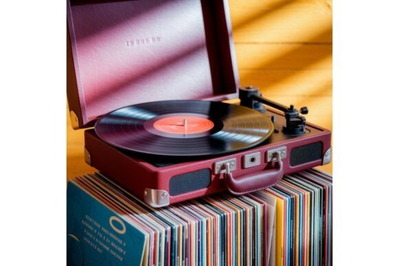 Unleashing Nostalgic Charm: Retro Music Lover Watercolour Art